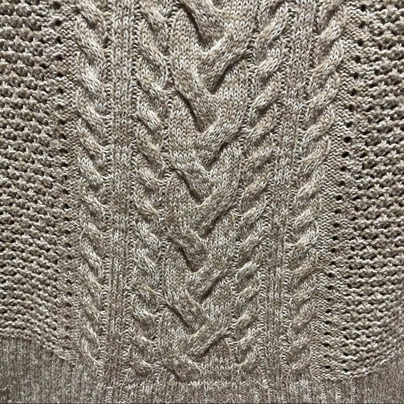 St. John’s Bay Cableknit Sweater Tan Size M - Picture 6 of 6